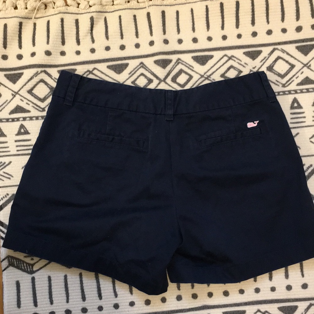 Vineyard Vines Shorts EUC - Picture 3 of 3
